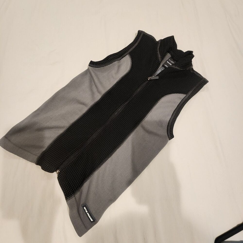 iets frans... Waffle Zip-Up Tank Top Black Gray Small